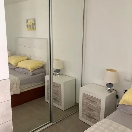 Great Central Apartment Big Swiming Pool Wifi Διαμέρισμα