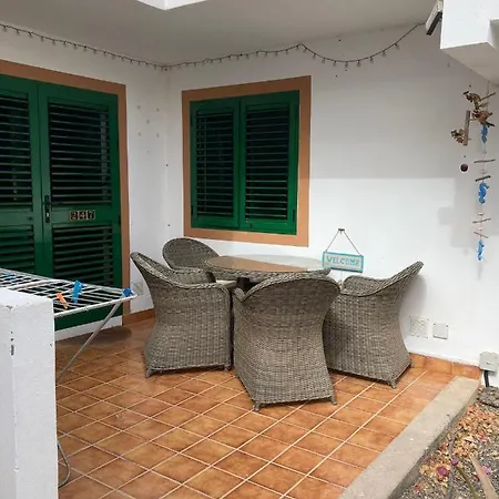 Great Central Apartment Big Swiming Pool Wifi Διαμέρισμα